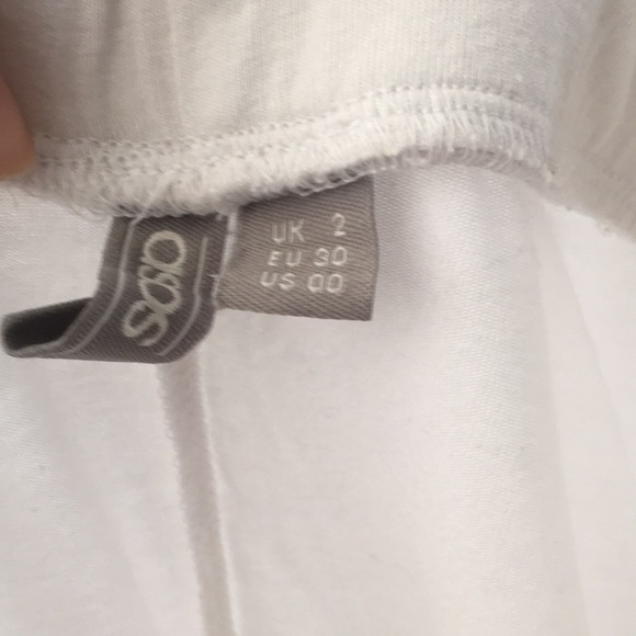 ASOS white skirt with fringe - Picture 3 of 3